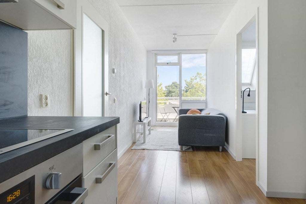 Te huur: Appartement Meeuwenlaan 95 D in Amsterdam