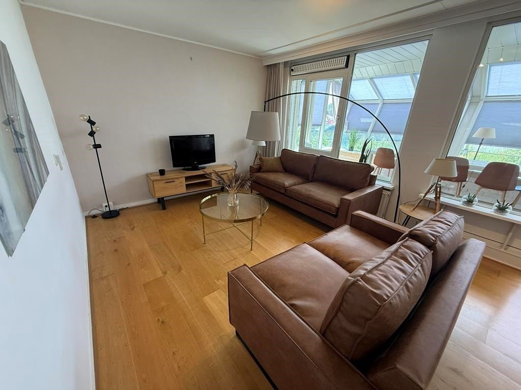 Te huur: Appartement Mr. F.A. van Hallweg in Amstelveen Amstelveen