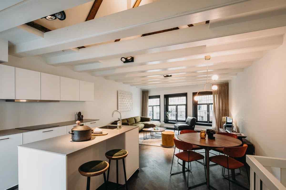 Luxury Furnished 2-Bedroom Apartment in Amsterdam City Centre