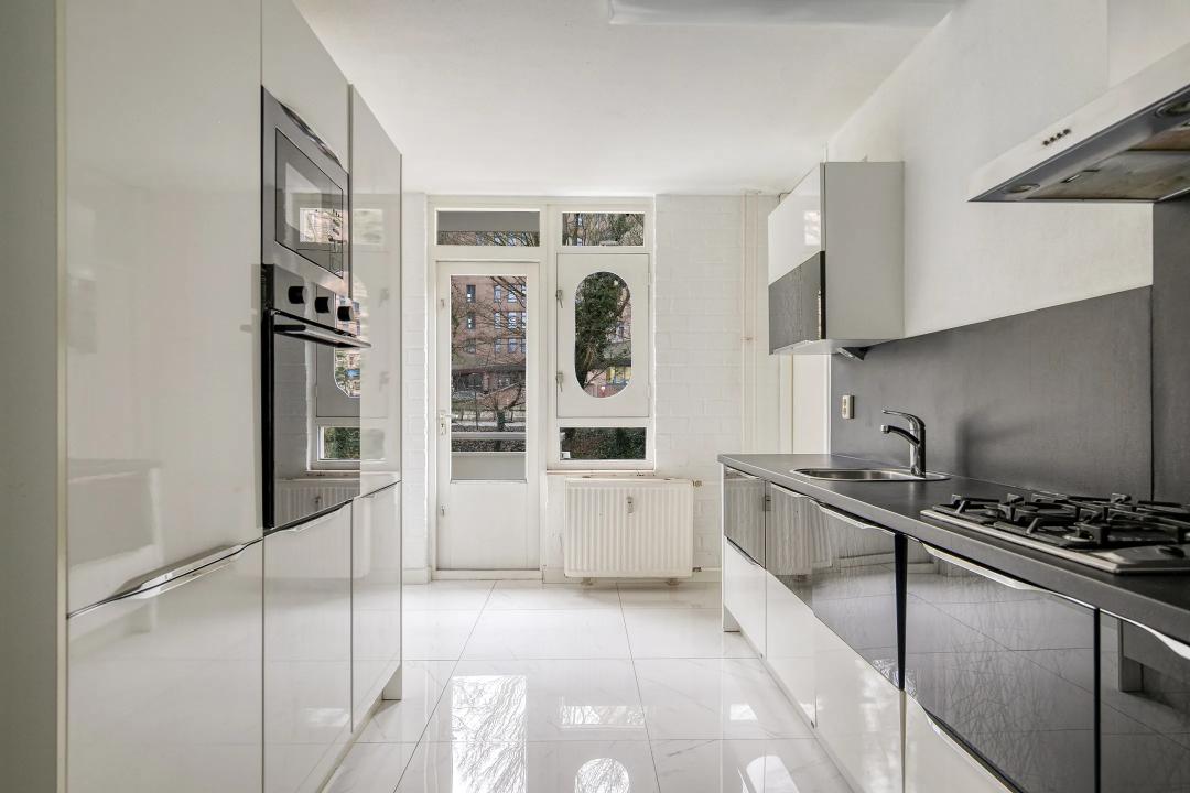 Modern 2-Bedroom Apartment with 2 Balconies, Luxury Bathroom & Storage - Amsterdam Zuidoost