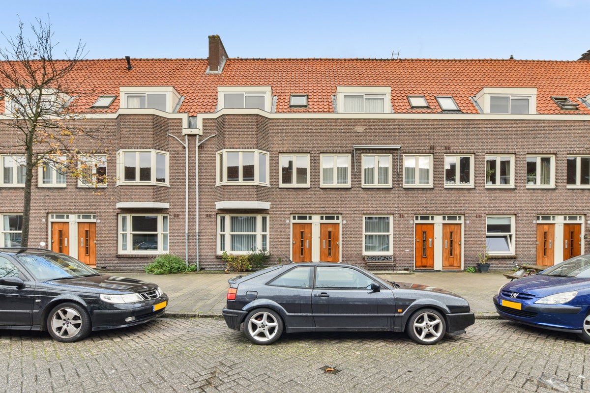 Te huur: Appartement Mr. P.N. Arntzeniusweg 57 1 in Amsterdam