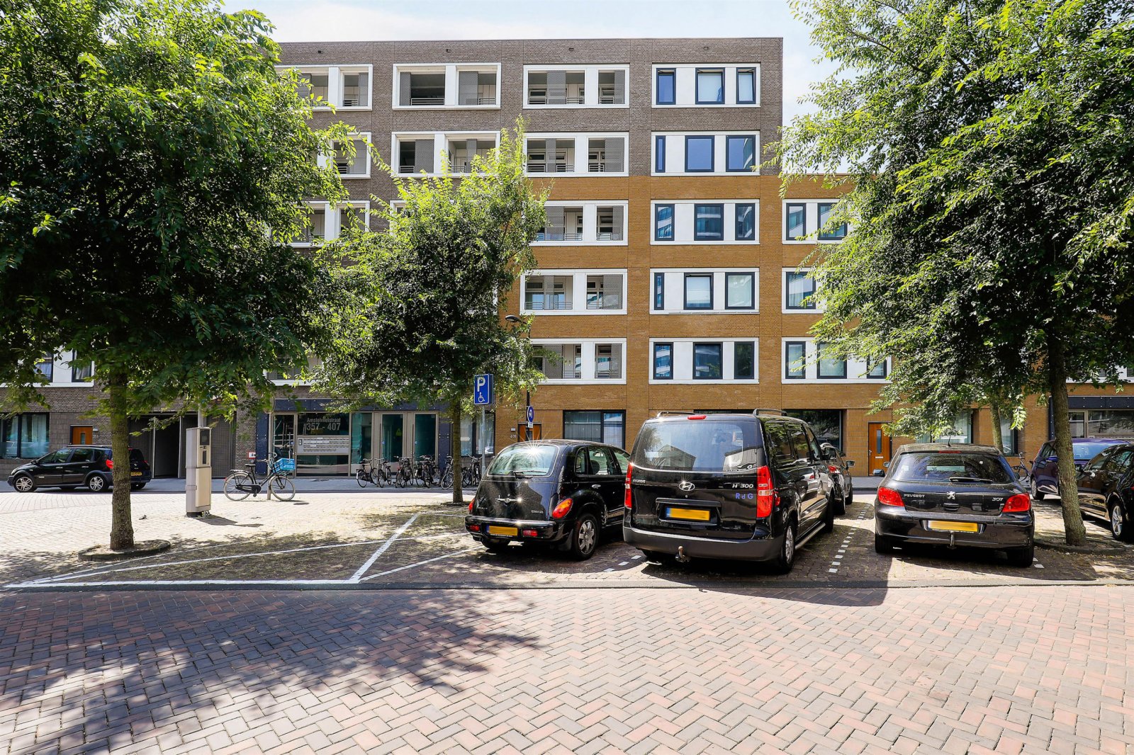 MVGM - Te huur: Amstelvlietstraat 407, amsterdam