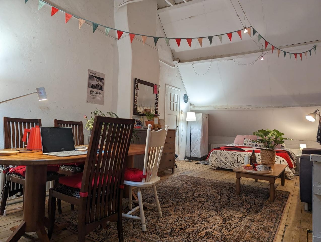 Grote kamer in ruim huis vlakbij Amsterdam