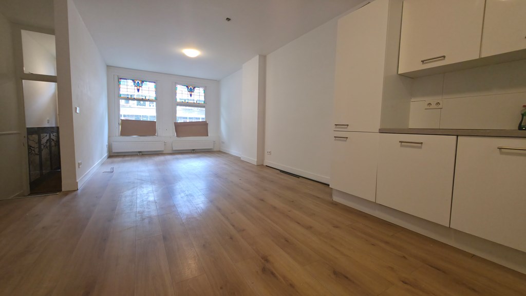 5 bedrooms Surface Area: 142m2 Rotterdam