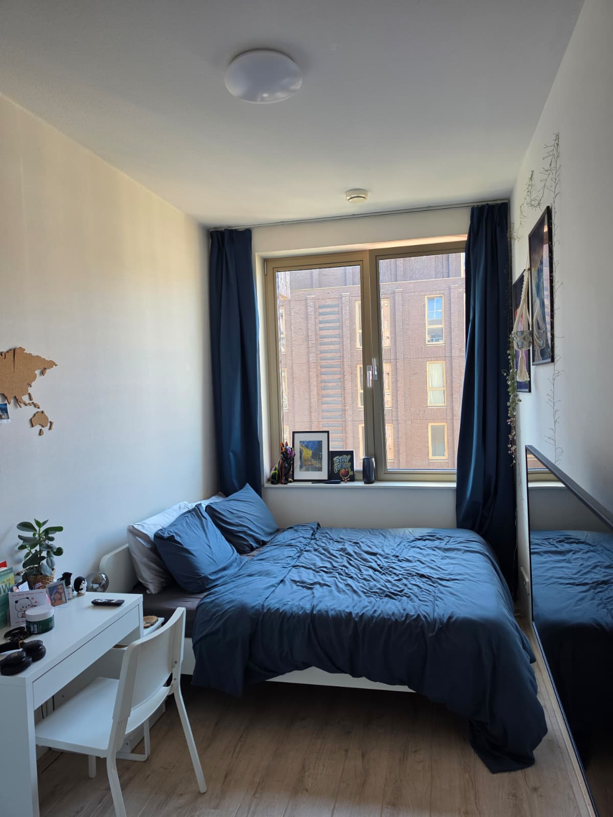 Kamer in 2-slaapkamer appartement Zuidas Amsterdam