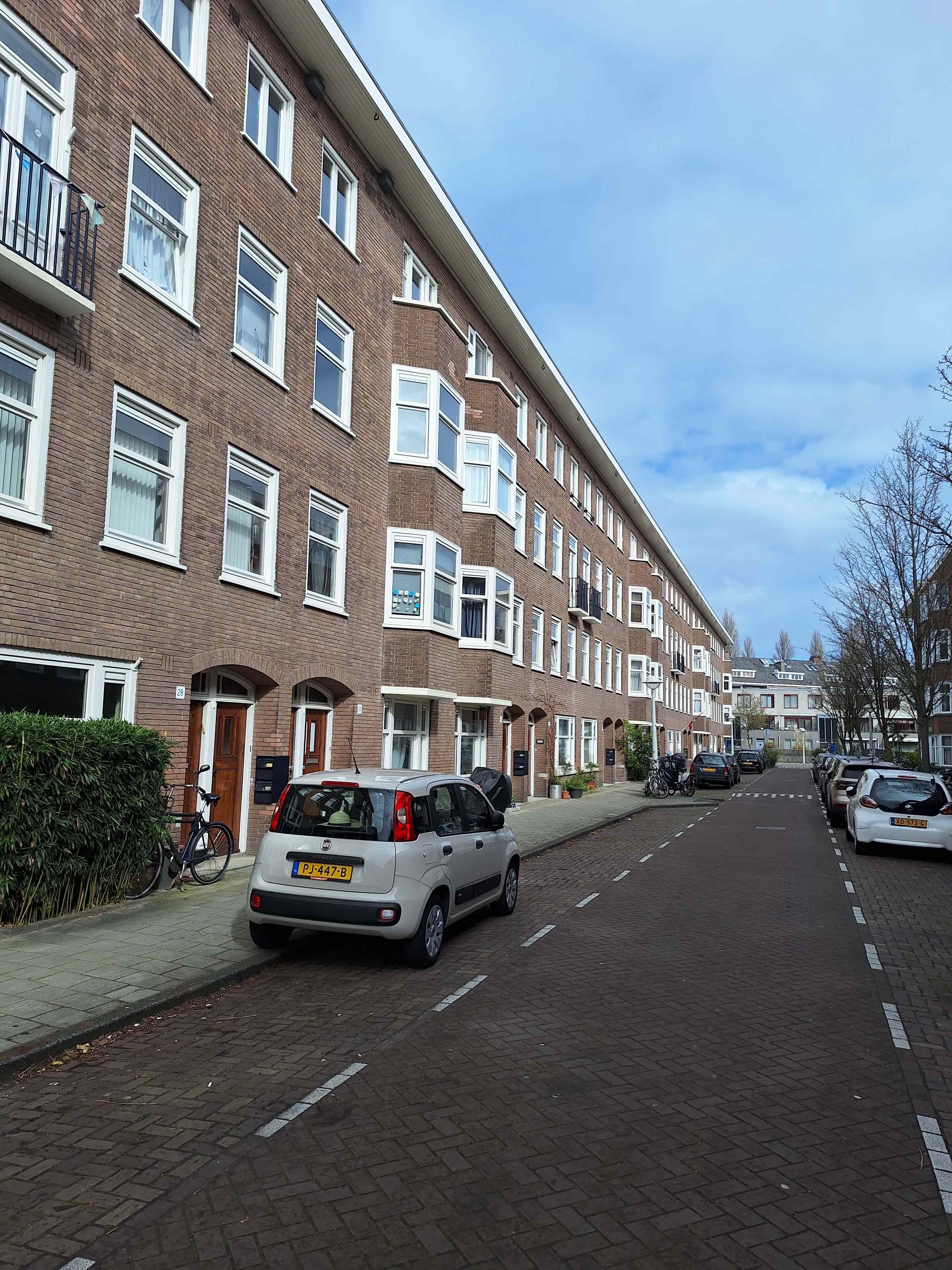 Portiekwoning in Amsterdam Amsterdam