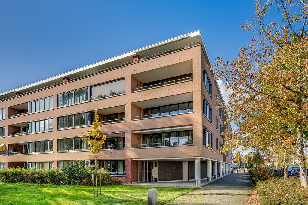 Appartement te huur Johannes Calvijnlaan 97 in Amstelveen voor € 2.500