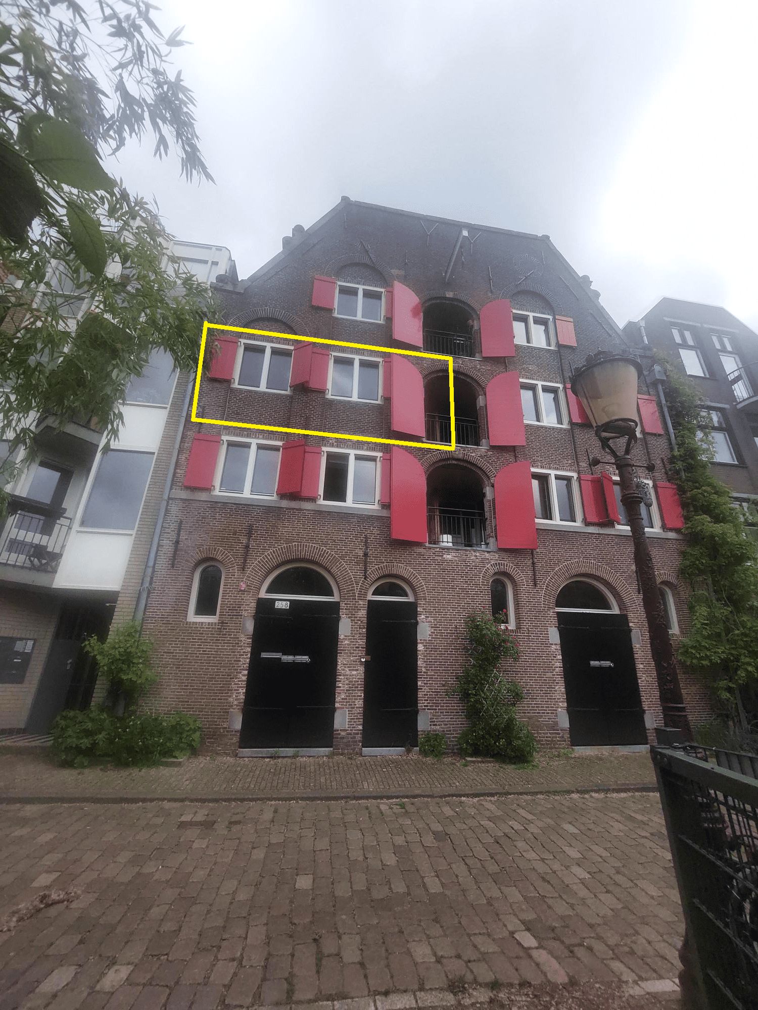 Portiekwoning in Amsterdam