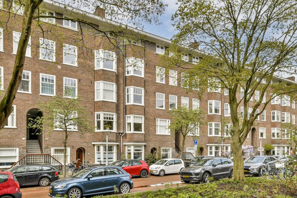 2 bedrooms Surface Area: 96m2 Amsterdam