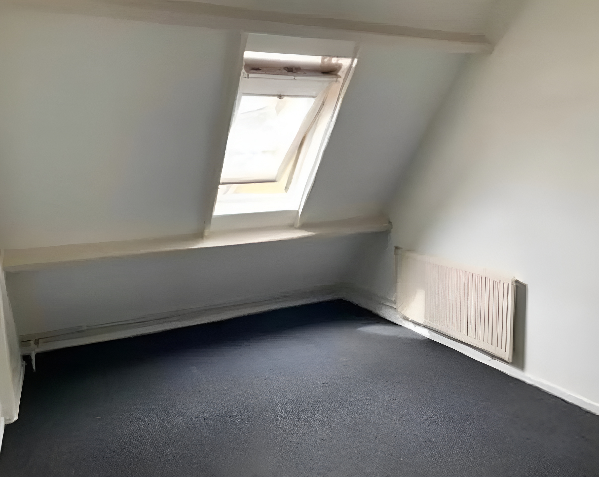 Mooie zolderkamer te huur !
