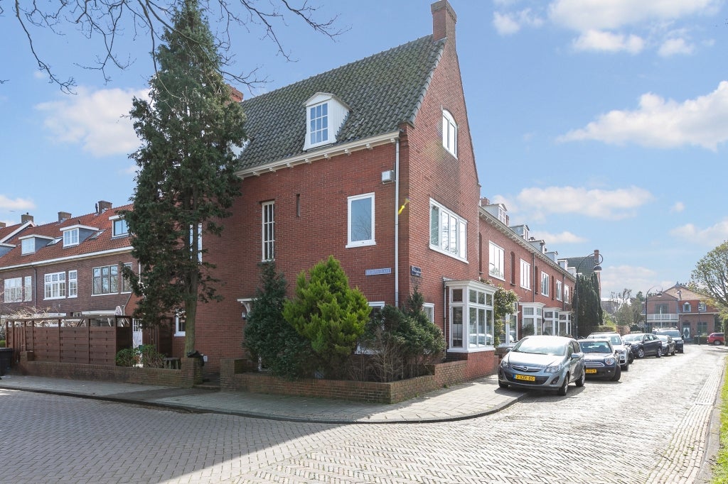 Te huur: Huis Regentesselaan in Haarlem