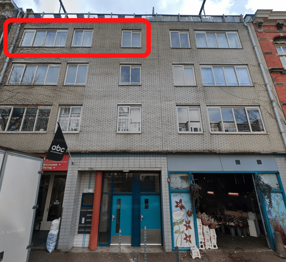 Portiekwoning in Amsterdam