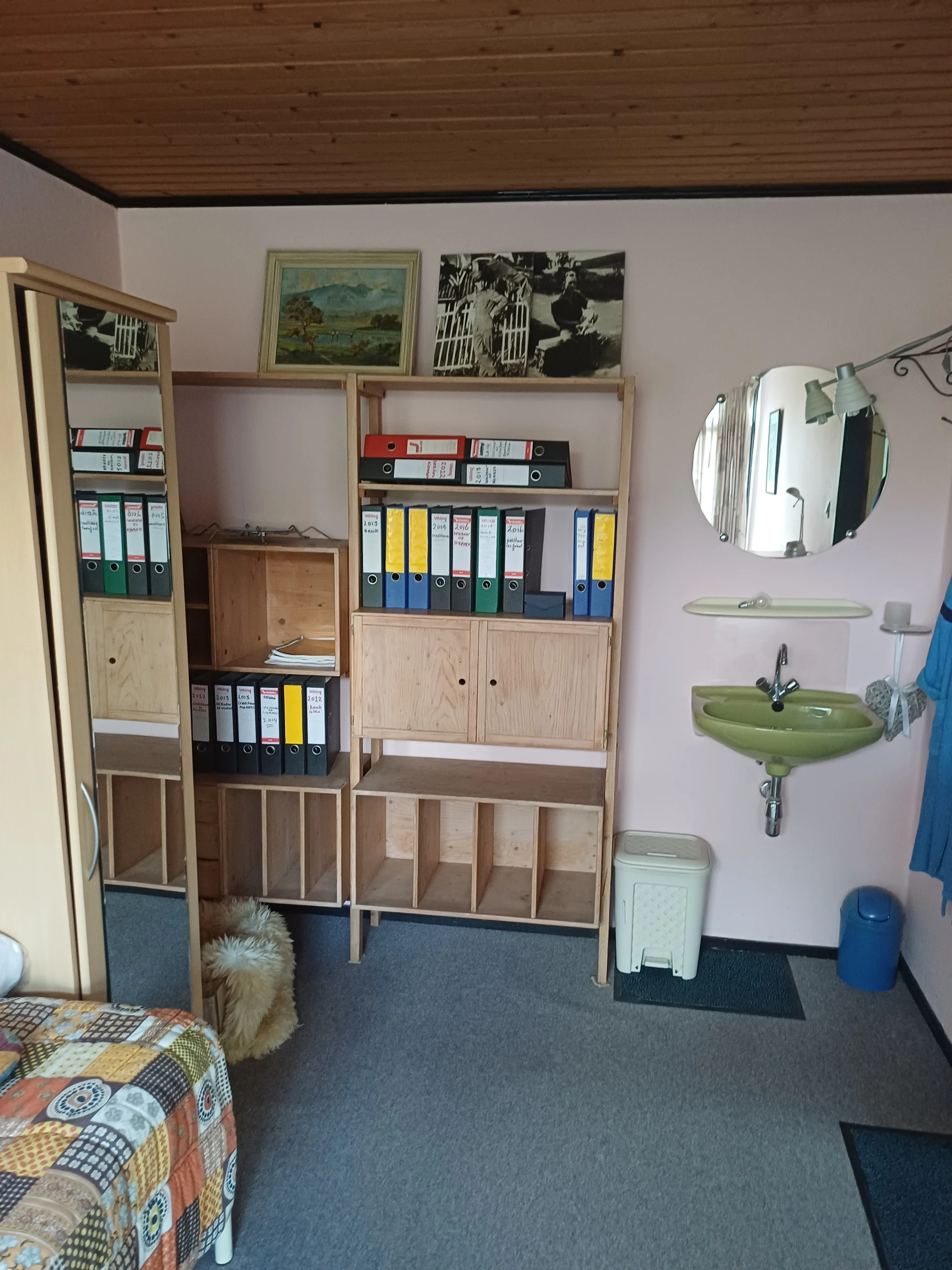 nette kamer in een bungalow