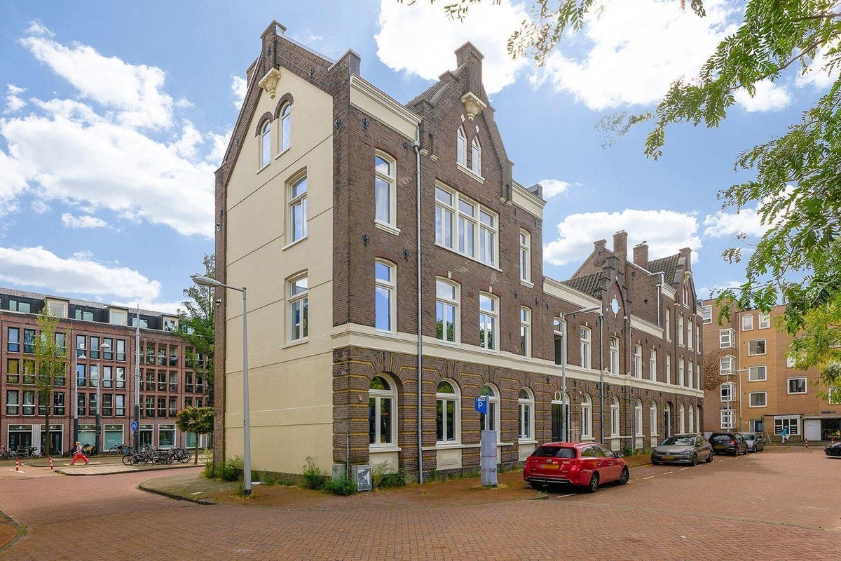 Te huur: Appartement Czaar Peterstraat 23 F in Amsterdam Amsterdam