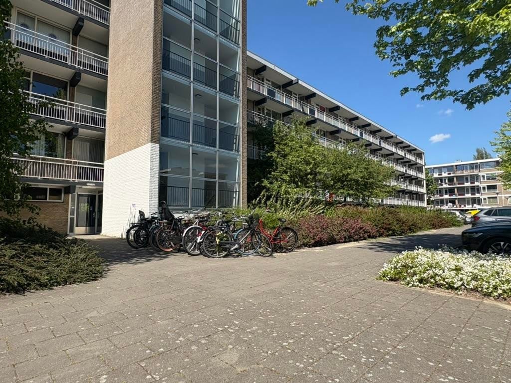 Appartement te huur Sportlaan in Amstelveen voor € 2.300