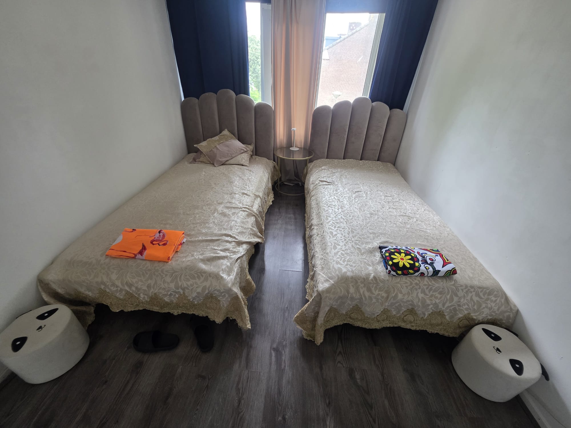 Tijdelijke kamer te huur in een huis met tuin