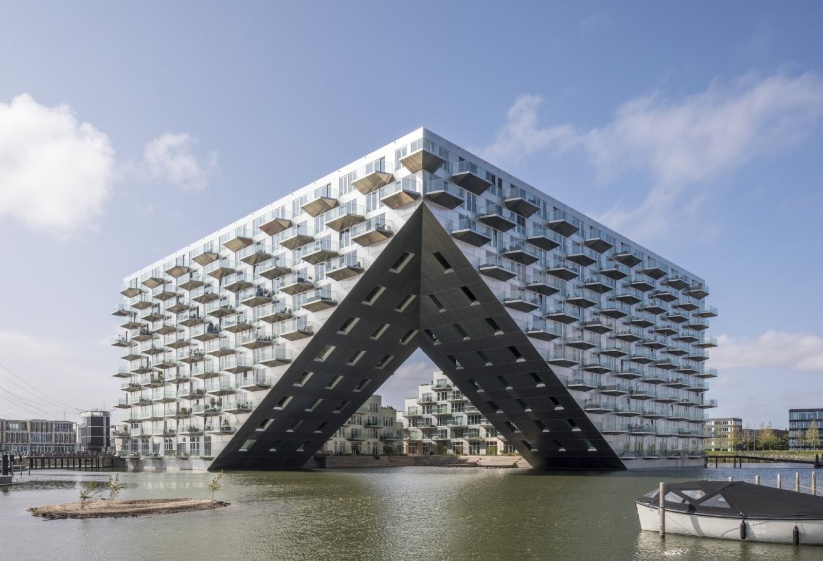 MVGM - Te huur: Haringbuisdijk 119, amsterdam
