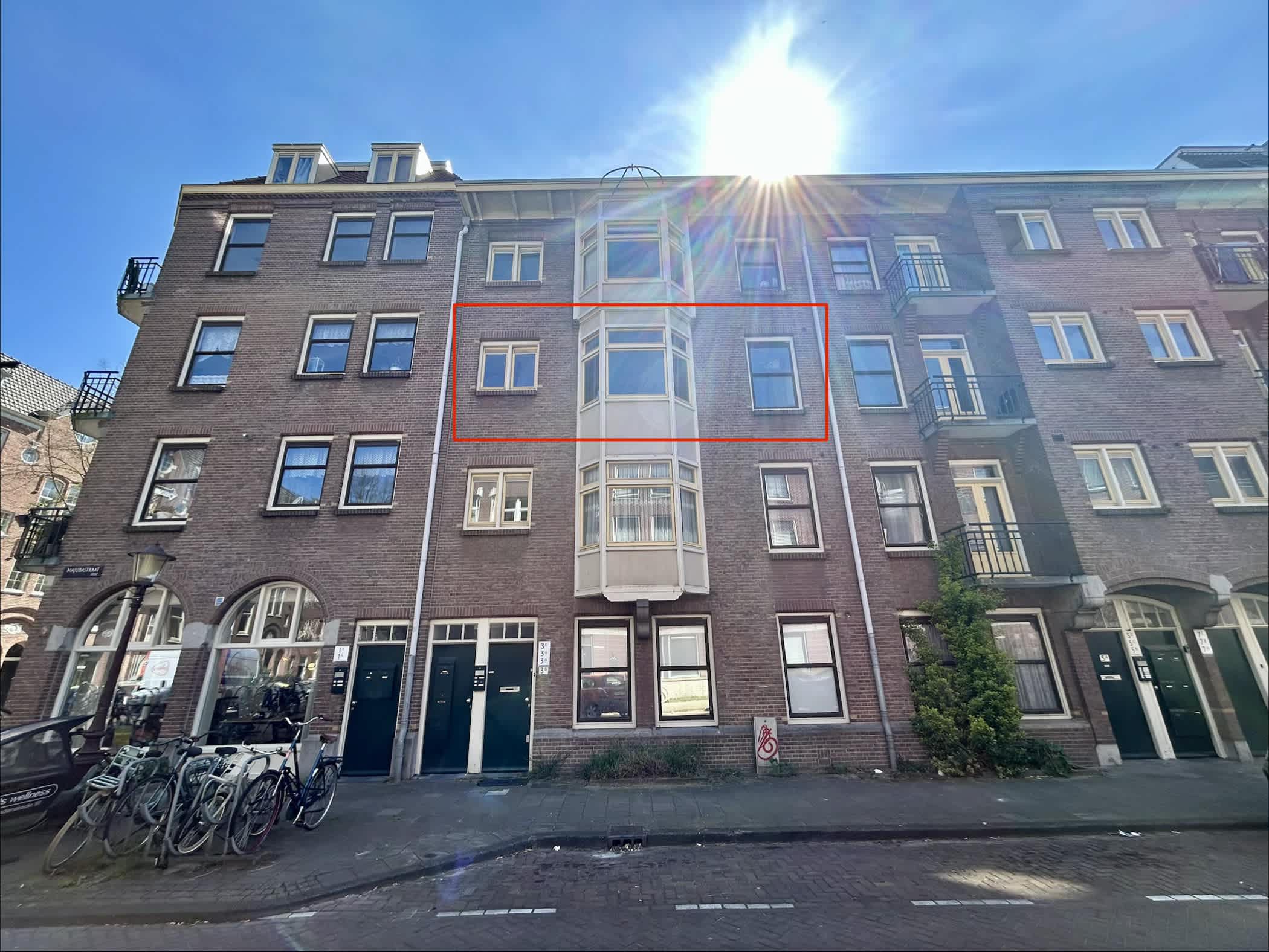 Portiekwoning in Amsterdam Amsterdam