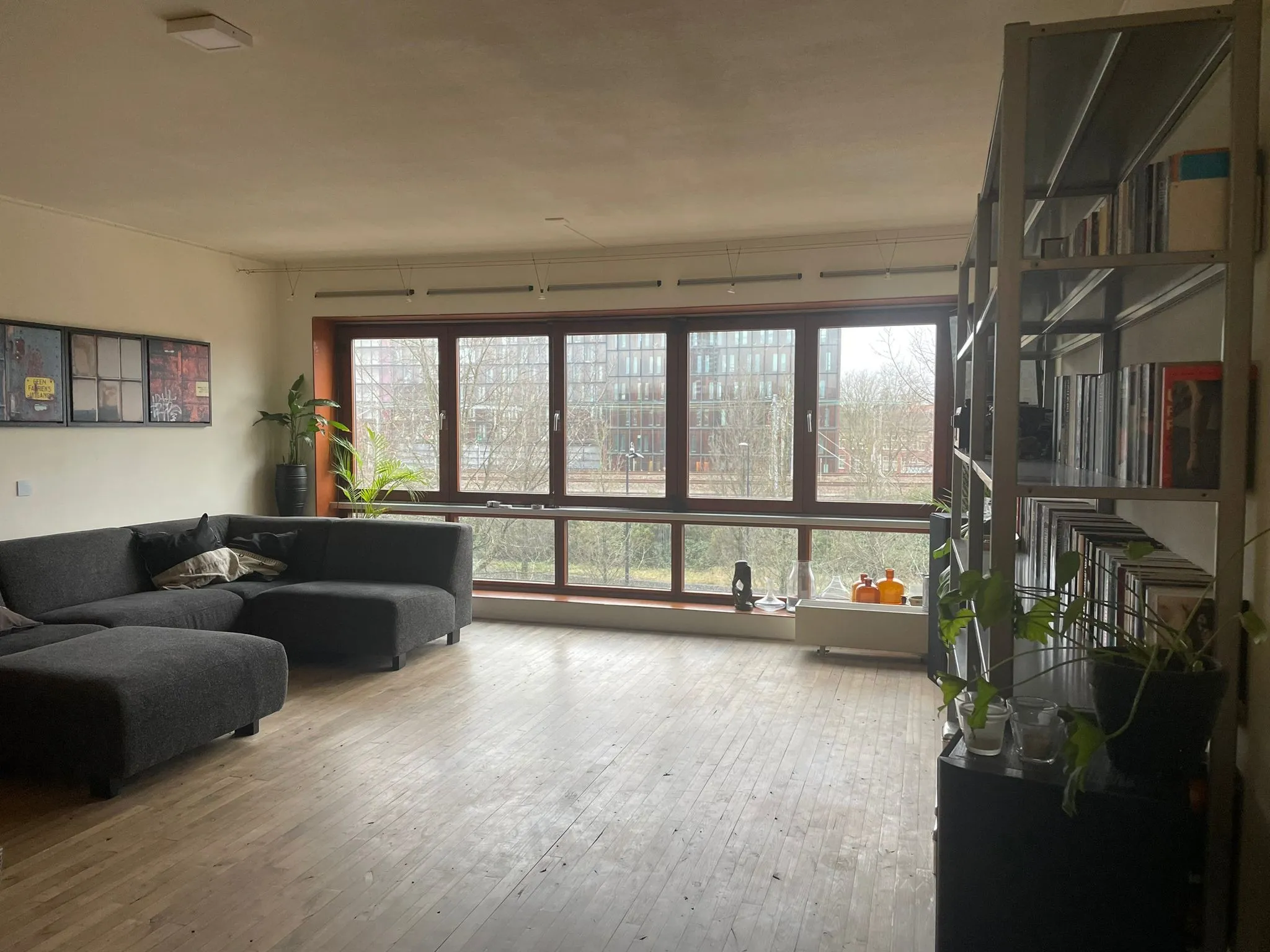 2 bedrooms Appartement Surface Area: 93m2