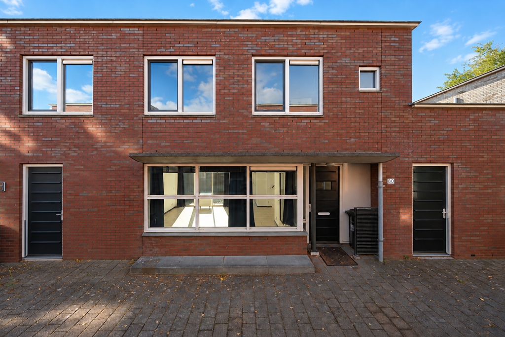 Te huur: Huis J.J. Slauerhoffstraat 80 in Almere