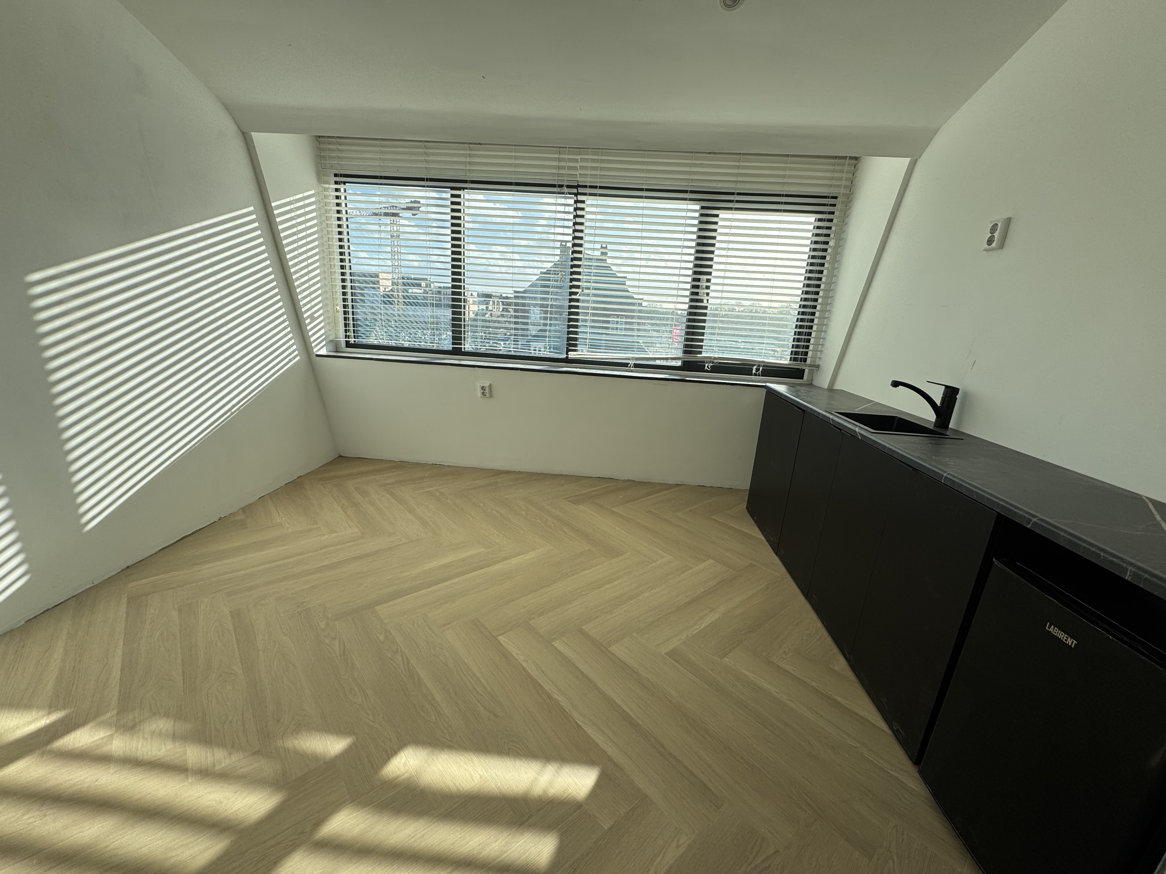 Moderne studio Hoofddorp centrum (bij Amsterdam)