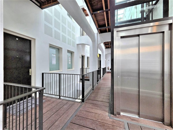 1 bedroom Apartment Surface Area: 102m2 Unfurnished
