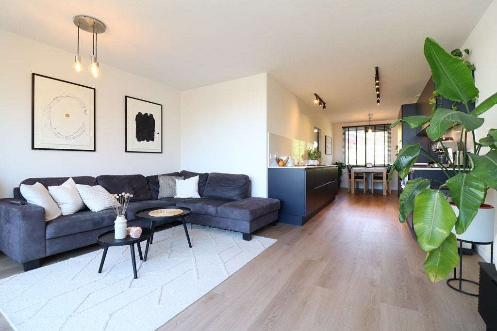 Te huur: Appartement C. van Eesterenlaan 292 in Amsterdam