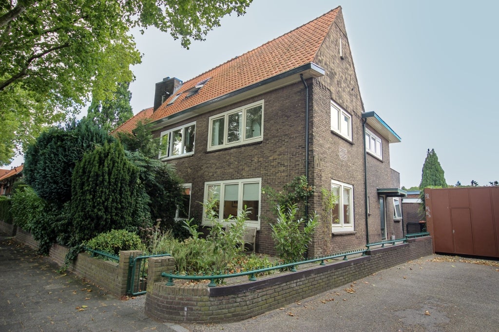 Te huur: Huis Floris Vosstraat in Hilversum