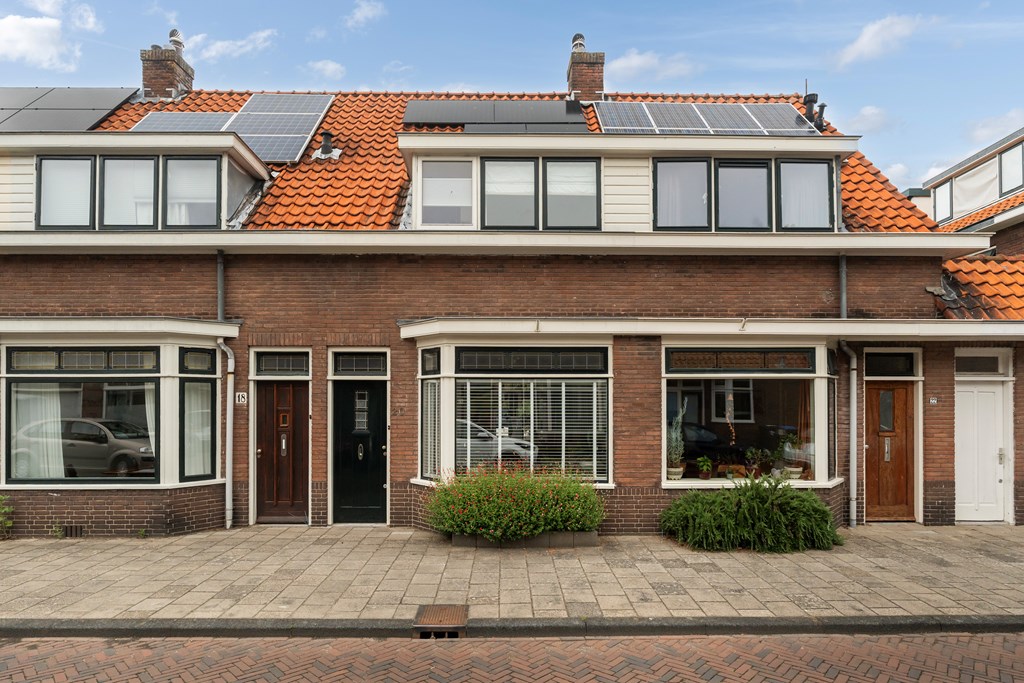 3 bedrooms Surface Area: 77m2