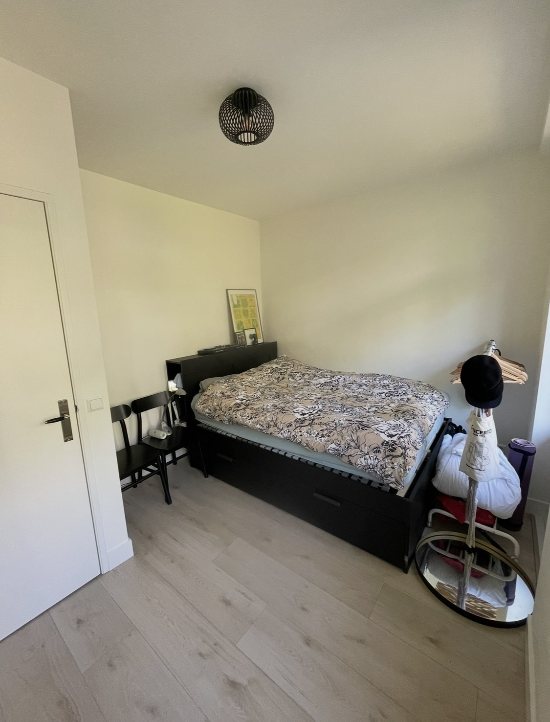 ROOM (with garden) AVAILABLE / w REGISTRATION