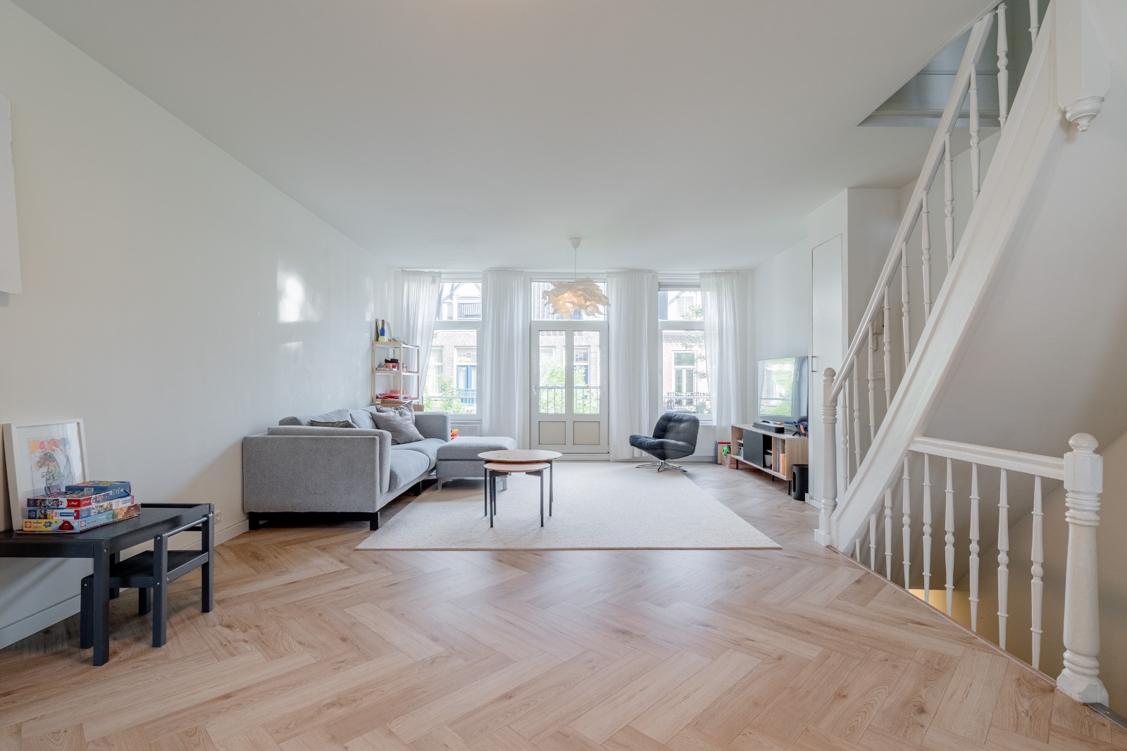 Master bedroom in een licht appartement van 110 m²