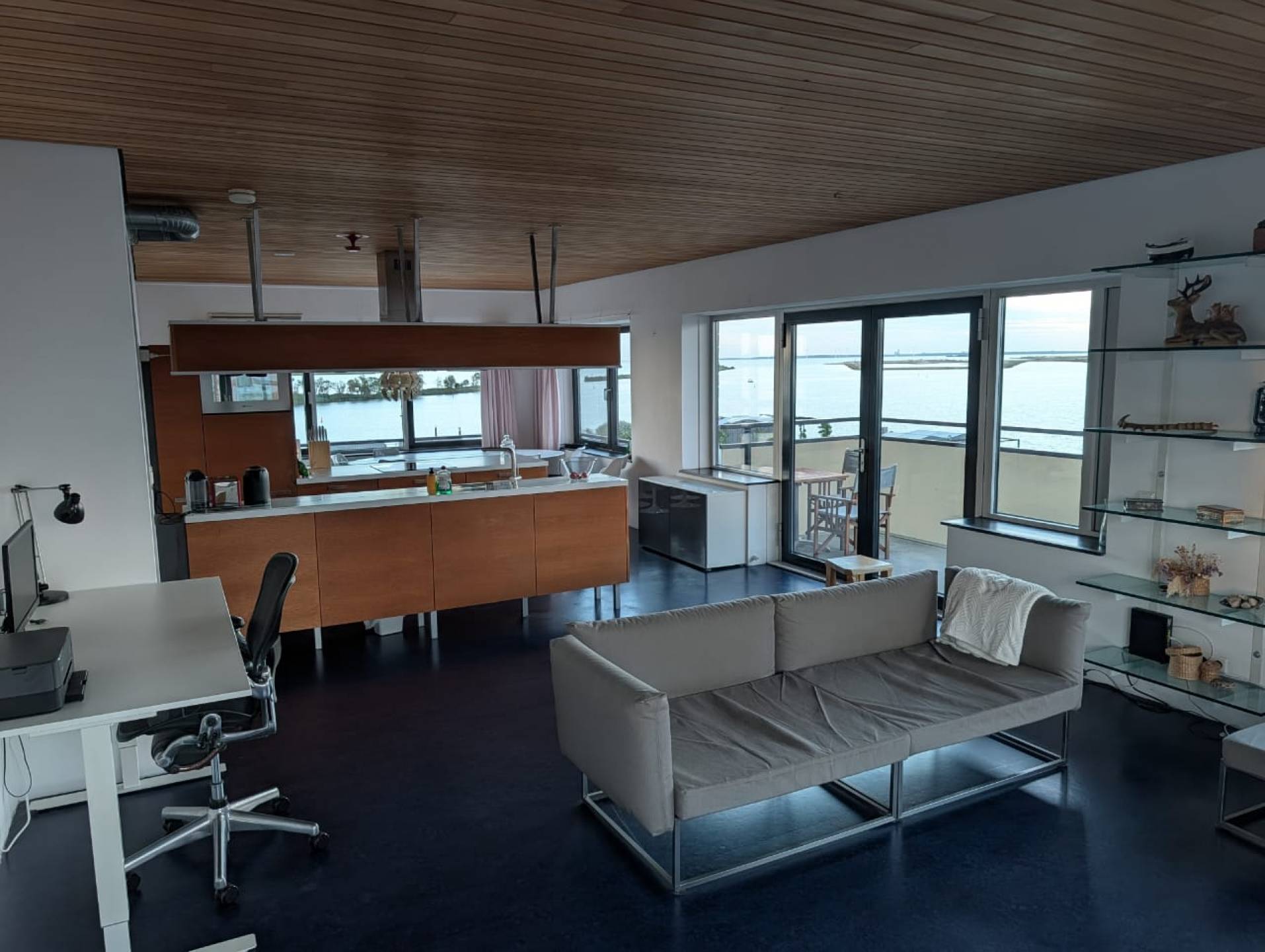Galjootstraat, modern furnished 1 bedroom apt