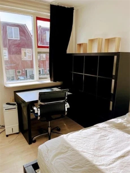 Jelle Posthumapad, 1106ZR, Amsterdam